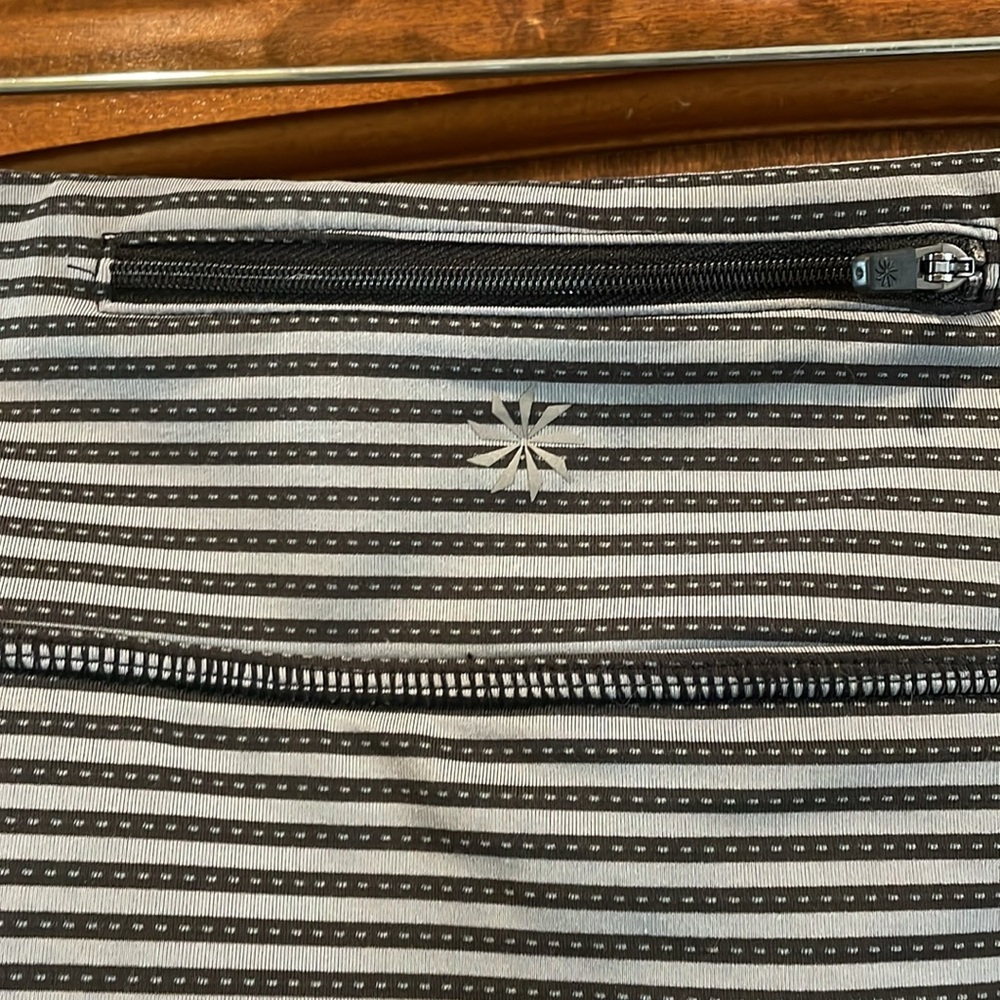 Athleta Skort Skirt Swagger Track Stripe Black & Gray Tennis Pickleball Golf M - Picture 7 of 11